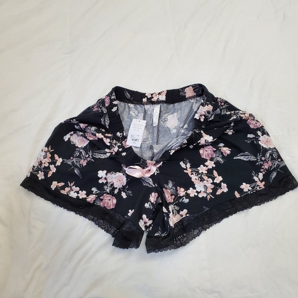 Sold Mercari- Lane Bryant Floral Sleep Shorts - Picture 9 of 15
